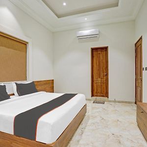 Ratna Vilas Palace